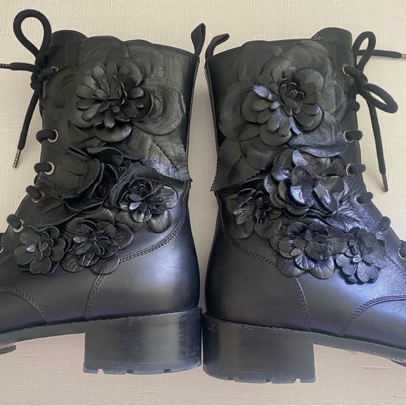 Valentino Black Leather Rose Combat Boots Size 36 - Picture 7 of 16